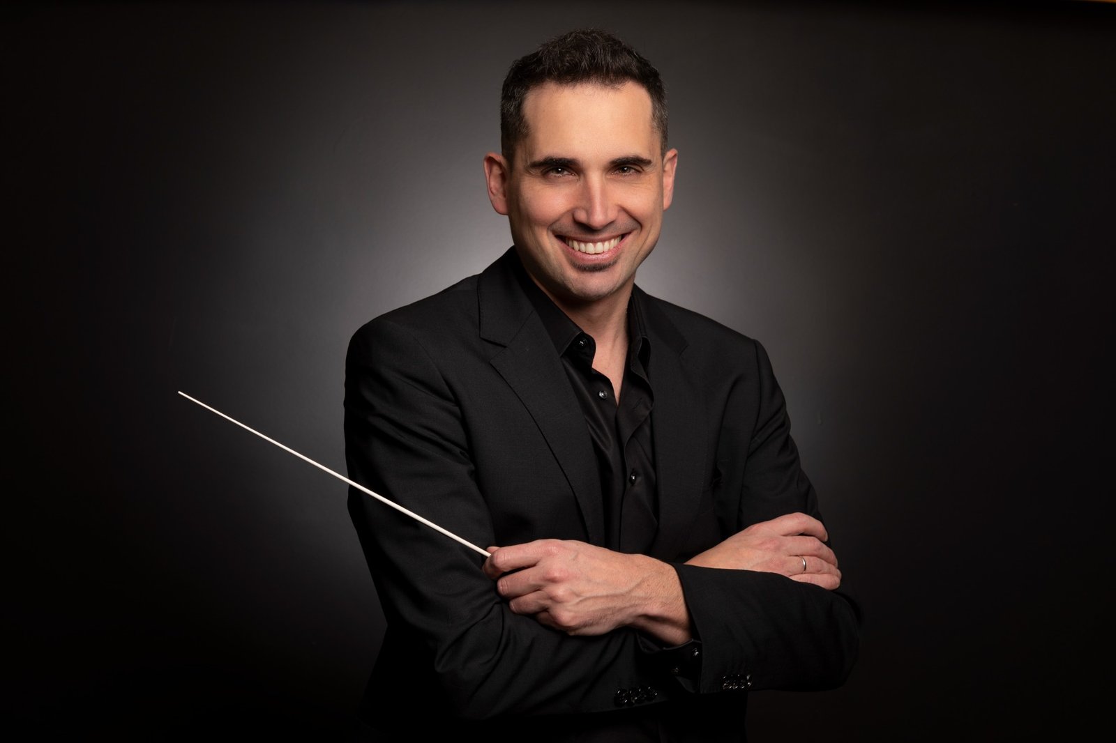 Eduardo González, director